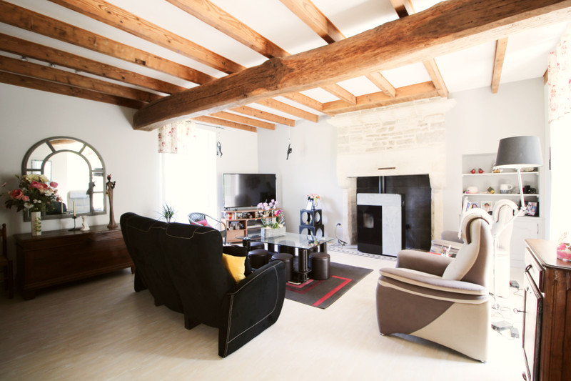 French property for sale in Paizay-Naudouin-Embourie, Charente - €265,000 - photo 4