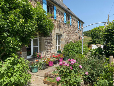 Maison à vendre à Saint-Denis-le-Gast, Manche, Basse-Normandie, avec Leggett Immobilier