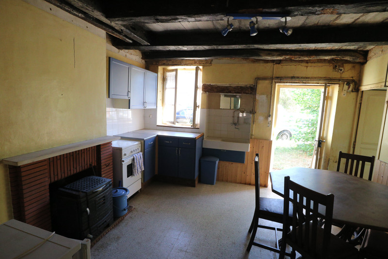French property for sale in Lathus-Saint-Rémy, Vienne - €31,600 - photo 6