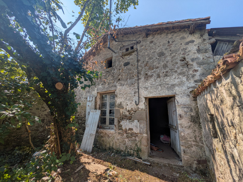 French property for sale in Les Châteliers, Deux-Sèvres - €46,600 - photo 2
