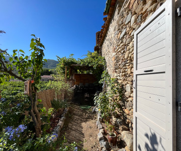 French property for sale in Espira-de-Conflent, Pyrénées-Orientales - €215,000 - photo 4