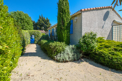 French property for sale in Tulette, Drôme - €225,000 - photo 6