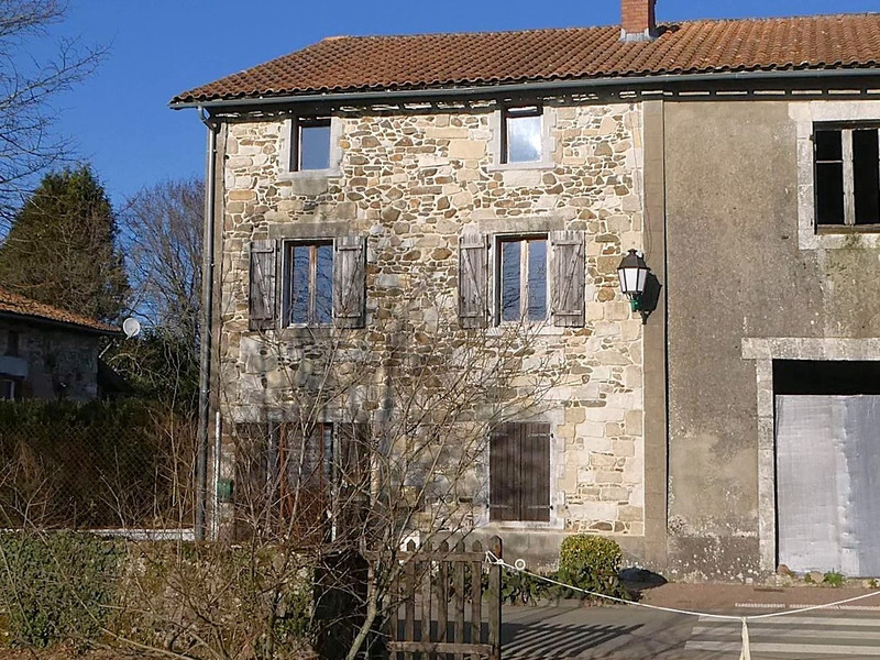 French property for sale in Roumazières-Loubert, Charente - €118,100 - photo 9