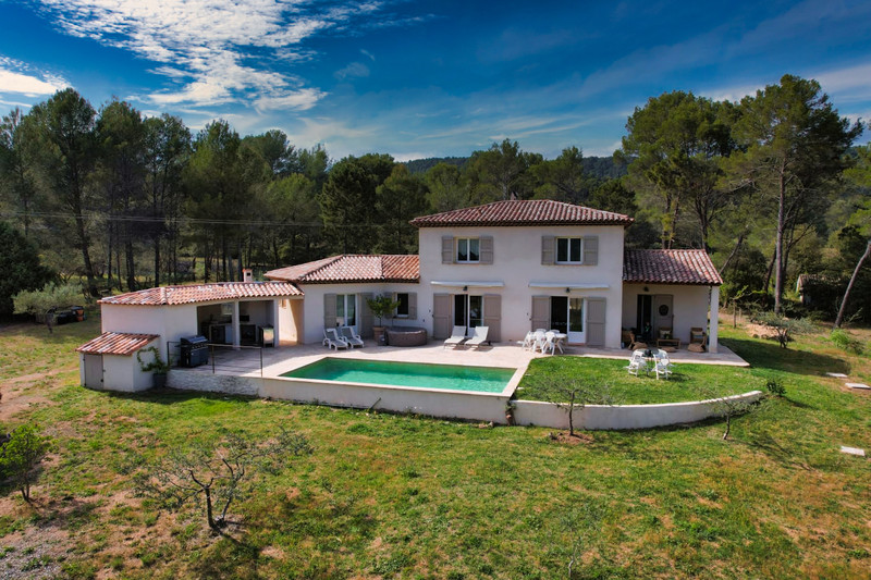 House for sale in Salernes Var Charming villa, 198 m², 4 bedrooms