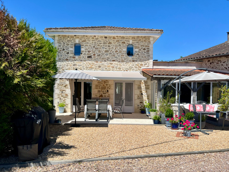 French property for sale in Bussière-Badil, Dordogne - €299,000 - photo 2