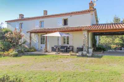 Maison à vendre à Chiché, Deux-Sèvres, Poitou-Charentes, avec Leggett Immobilier