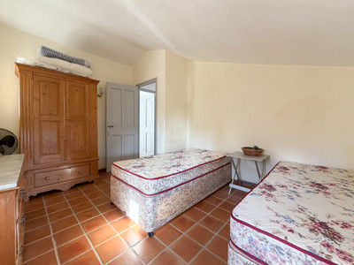 French property for sale in Seillans, Var - €750,000 - photo 9