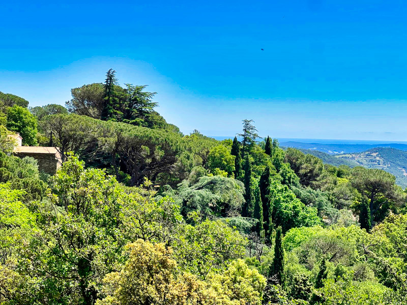French property for sale in La Garde-Freinet, Var - €149,900 - photo 2