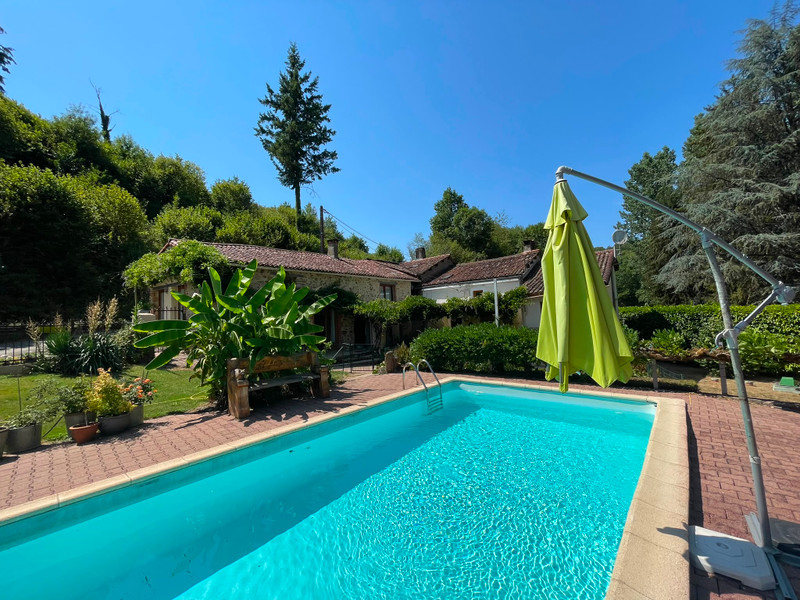 French property for sale in Scillé, Deux-Sèvres - €399,000 - photo 0
