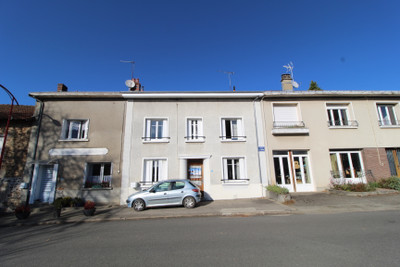 Maison à vendre à Bujaleuf, Haute-Vienne, Limousin, avec Leggett Immobilier