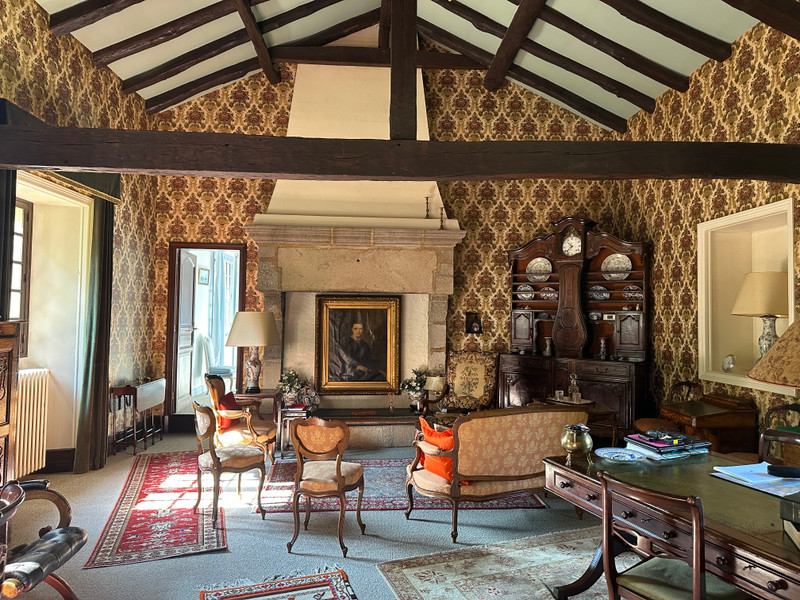 French property for sale in Nontron, Dordogne - €530,000 - photo 6