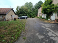 Maison à vendre à Saint-Pierre-Chérignat, Creuse - 172.800 € - photo 7