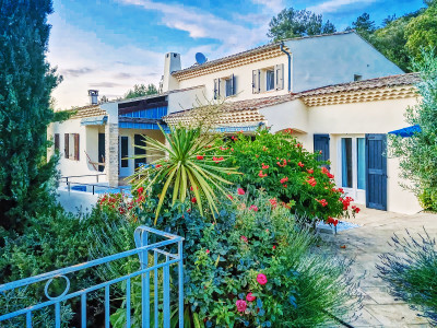 Maison à vendre à Oraison, Alpes-de-Hautes-Provence, PACA, avec Leggett Immobilier