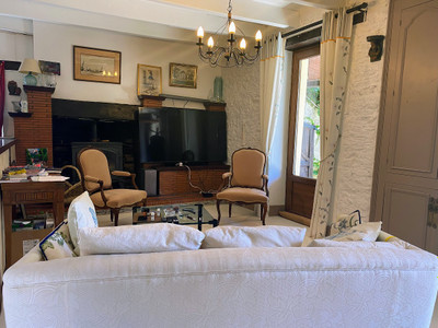 French property for sale in Cellefrouin, Charente - €267,500 - photo 5