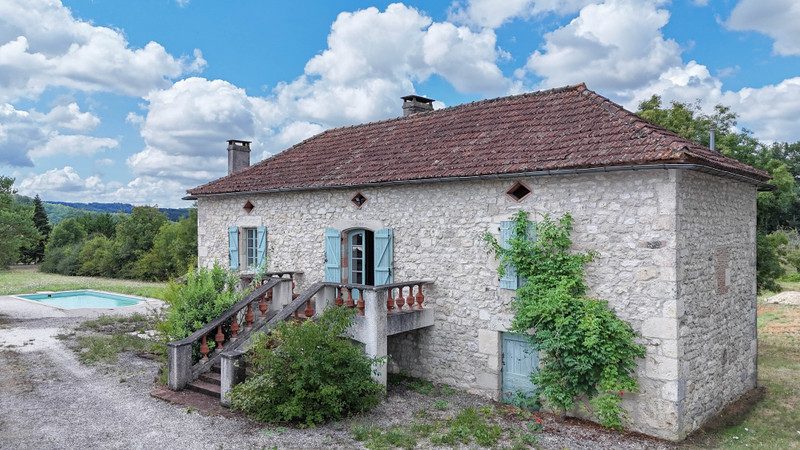 Maison à vendre à Lendou-en-Quercy, Lot - 238.500 € - photo 1