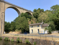 Maison à vendre à L'Isle-Jourdain, Vienne - 95.000 € - photo 1