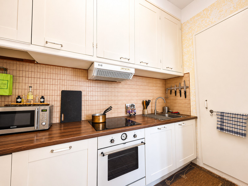French property for sale in Béziers, Hérault - €107,000 - photo 2