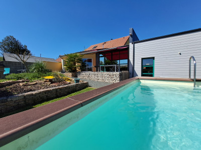 Maison à vendre à Luzy, Nièvre, Bourgogne, avec Leggett Immobilier
