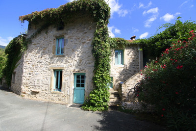 Moulin à vendre à Prémian, Hérault, Languedoc-Roussillon, avec Leggett Immobilier