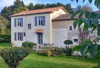 Maison à vendre à Melle, Deux-Sèvres - 239.800 € - photo 1