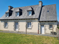 Detached for sale in Bobital Côtes-d'Armor Brittany