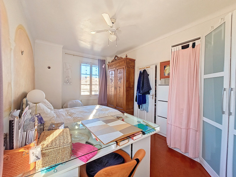 French property for sale in Avignon, Vaucluse - €250,000 - photo 4