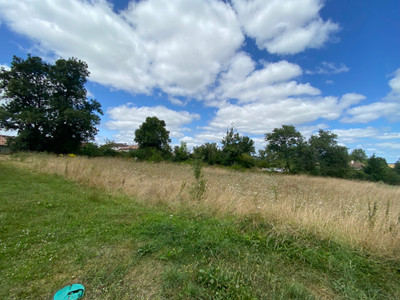 French property for sale in Vanzac, Charente-Maritime - €56,600 - photo 4