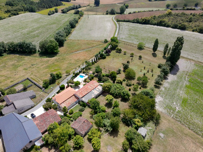 French property for sale in Châteauneuf-sur-Charente, Charente - €445,200 - photo 3