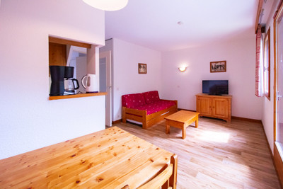 French property for sale in Courchevel, Savoie - €299,000 - photo 6