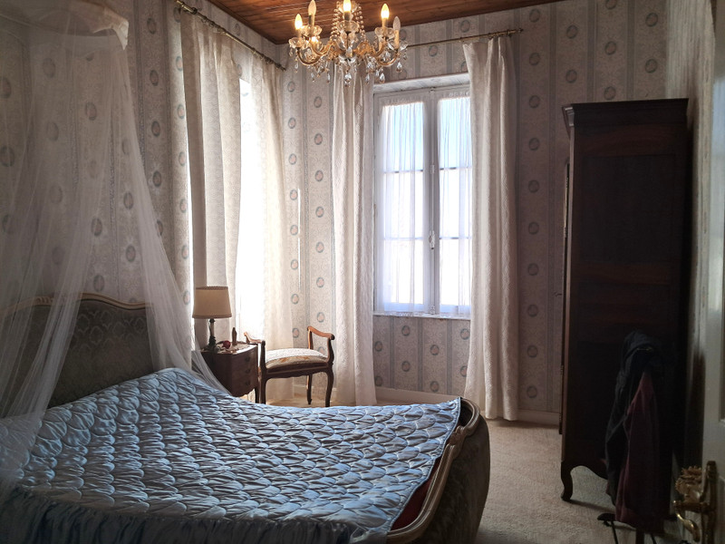 French property for sale in Gauriac, Gironde - €199,900 - photo 9