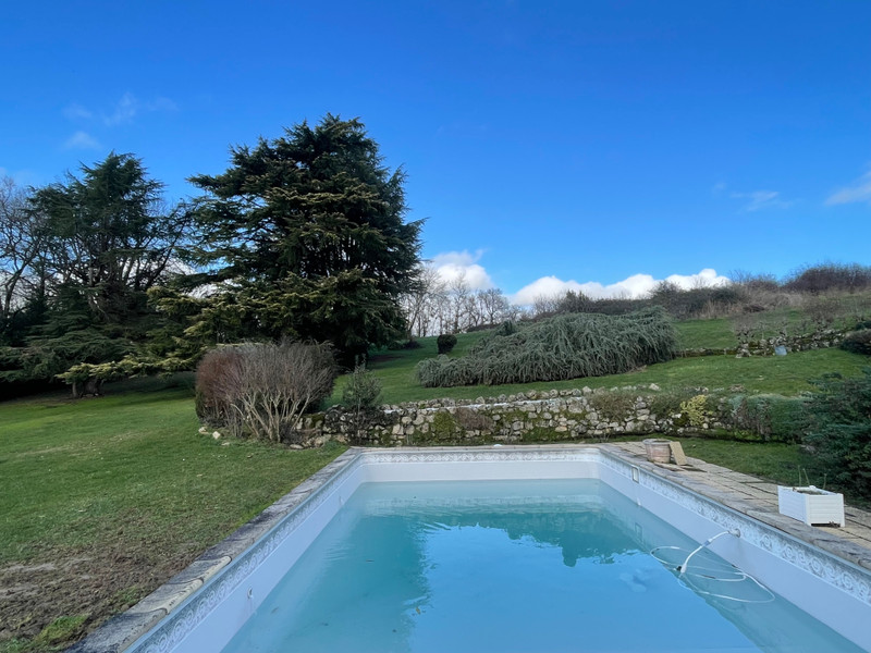 French property for sale in Saint-Émilion, Gironde - €475,000 - photo 2