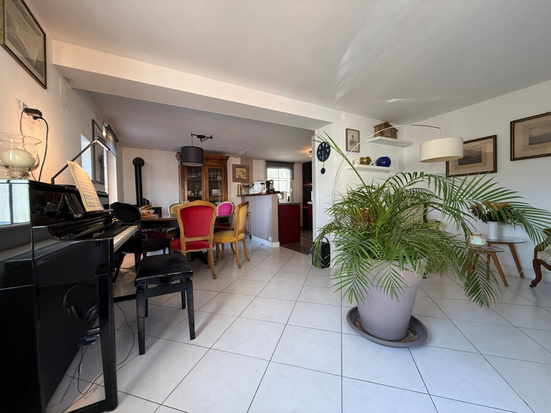French property for sale in Eyraud-Crempse-Maurens, Dordogne - €585,000 - photo 4
