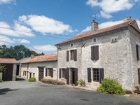 Propriété à vendre à Bouteilles-Saint-Sébastien, Dordogne - 328 000 € - photo n°1