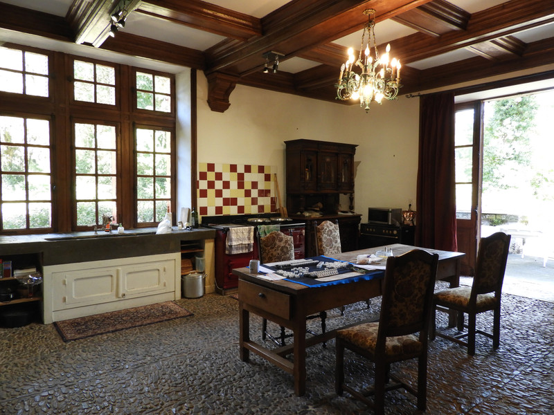 French property for sale in Uzerche, Corrèze - &#8364;2,940,000 - photo 2