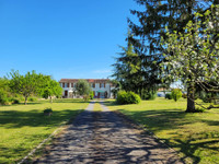 Maison à vendre à Sigogne, Charente - 371 000 € - photo 2