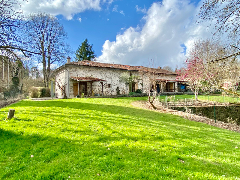 French property for sale in Maisonnais-sur-Tardoire, Haute-Vienne - €251,250 - photo 10