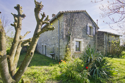 French property for sale in Prinçay, Vienne - €95,000 - photo 9