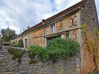 houses and homes for sale inCoulauresDordogne Aquitaine