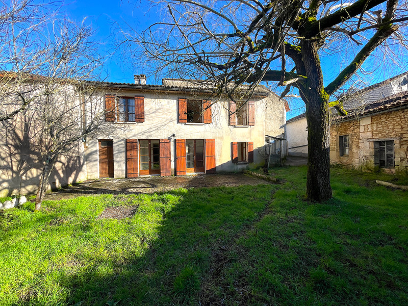 House For Sale In Champagne-et-Fontaine - Dordogne - Charming 4-bedroom ...