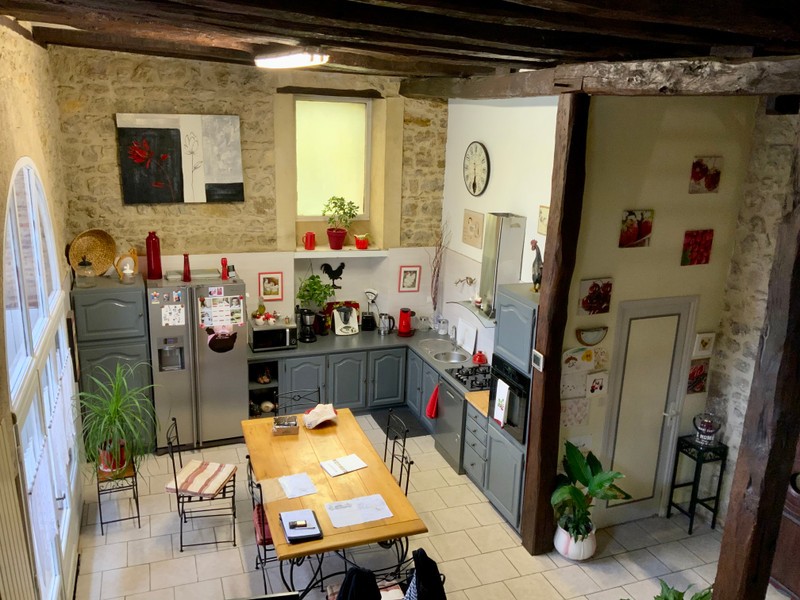 French property for sale in Le Lardin-Saint-Lazare, Dordogne - €381,600 - photo 2