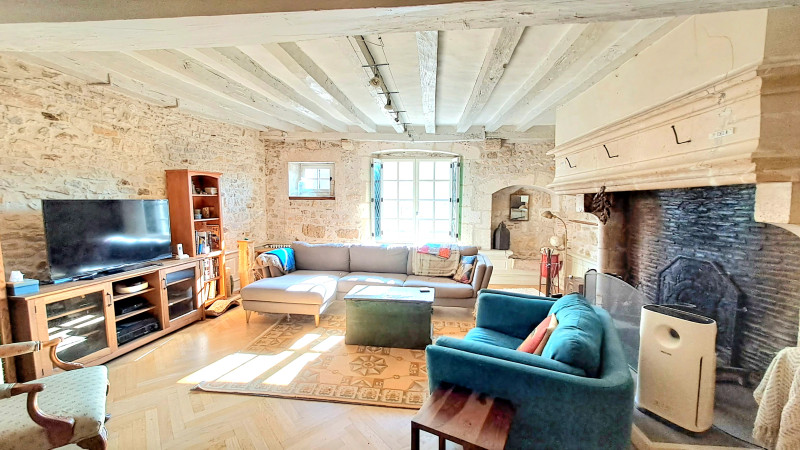 French property for sale in La Rochefoucauld-en-Angoumois, Charente - €397,500 - photo 2