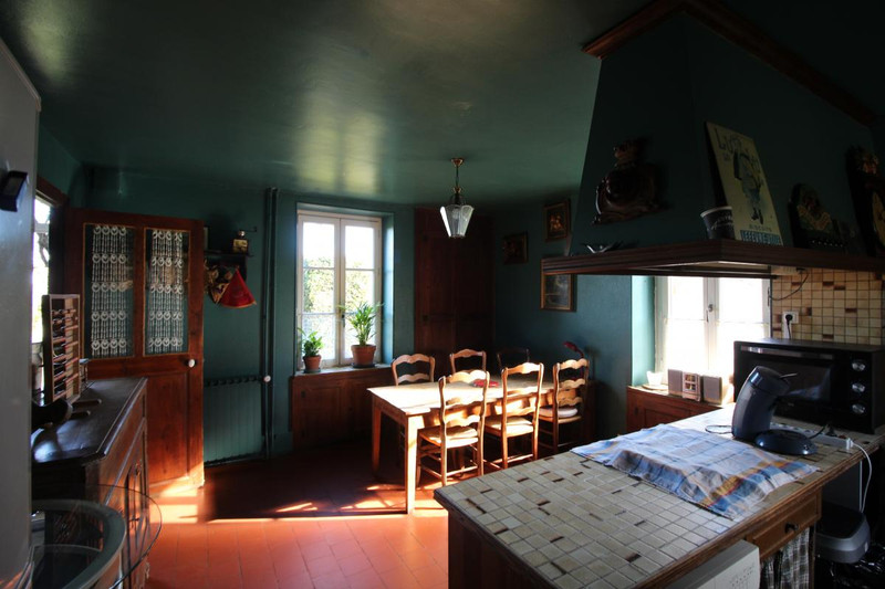 French property for sale in Anlezy, Nièvre - €187,000 - photo 3