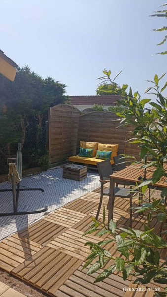 French property for sale in Parempuyre, Gironde - €427,000 - photo 9