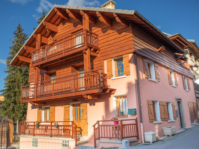 Maison à vendre à Baratier, Hautes-Alpes, PACA, avec Leggett Immobilier