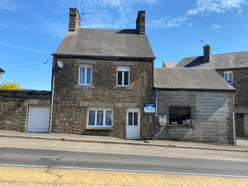 Maison à vendre à Le Teilleul, Manche - 99.500 € - photo 1