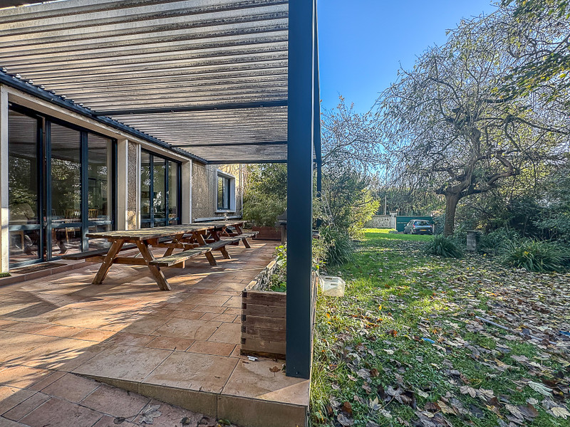 French property for sale in Suresnes, Hauts-de-Seine - €2,300,000 - photo 9