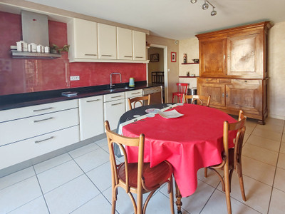 French property for sale in Saint-Gervais-les-Trois-Clochers, Vienne - €247,500 - photo 4