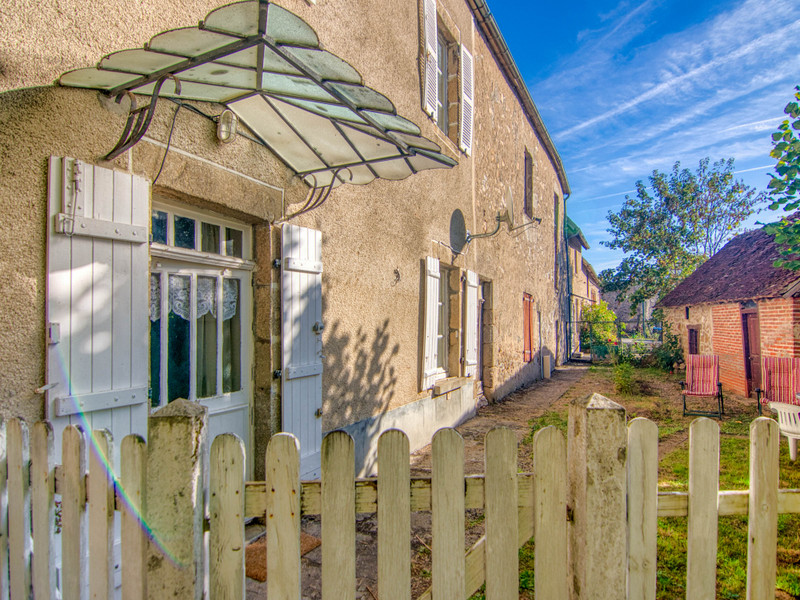 Maison à vendre à Mailhac-sur-Benaize, Haute-Vienne - 49.000 € - photo 1