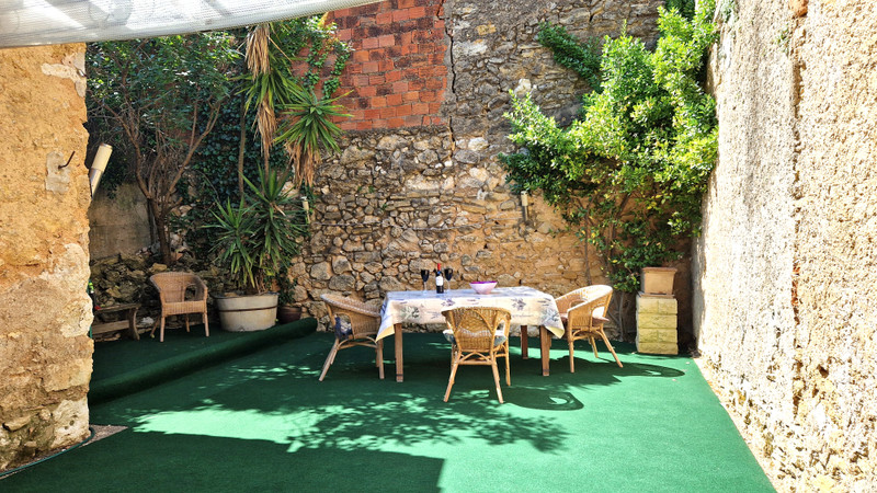 French property for sale in Puisserguier, Hérault - €230,000 - photo 9