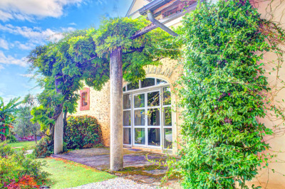 house for sale in Pyrénées-Atlantiques